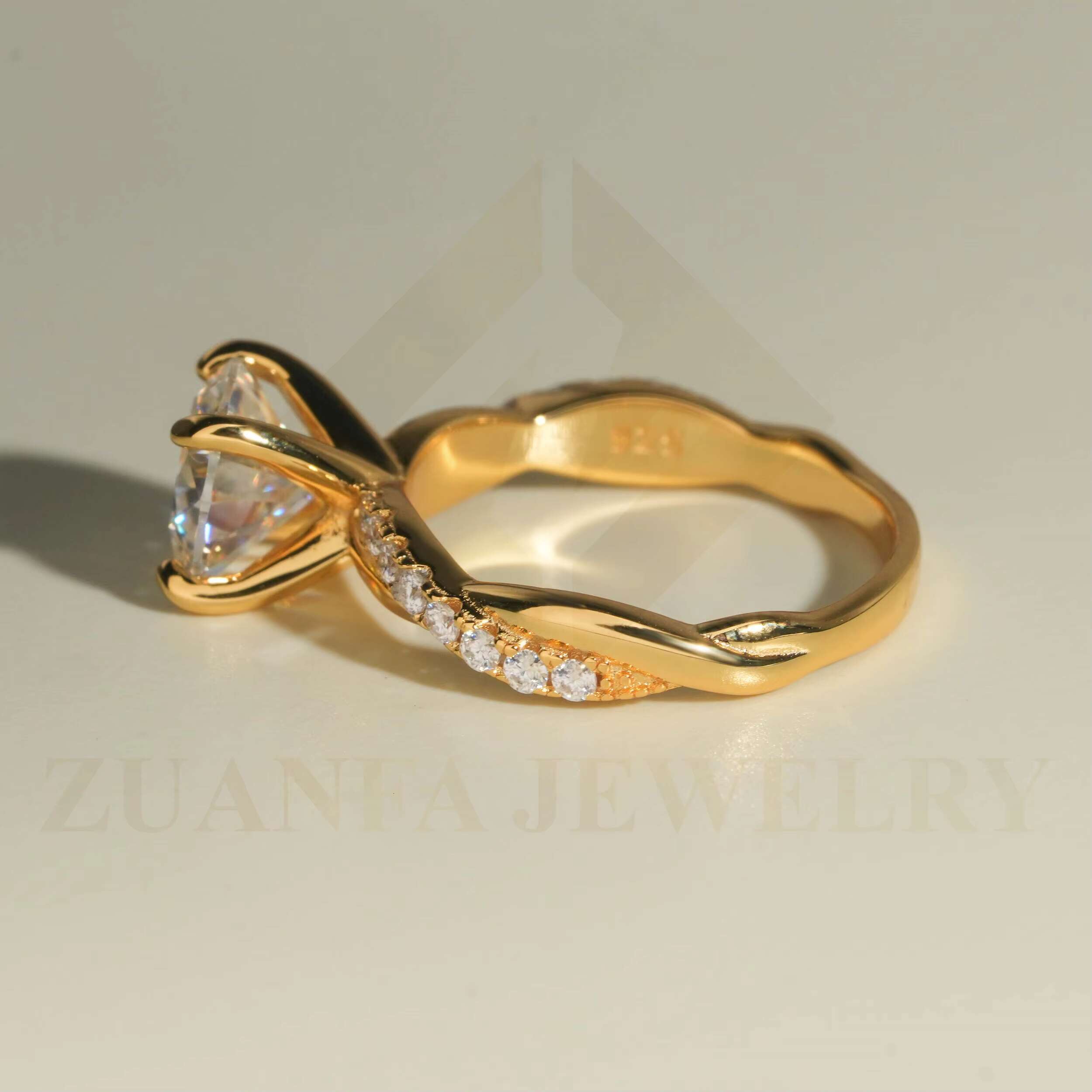 2t Cheap Price Wholesale Engagement Rings 925 Silver Round Moissanite Wedding Ring Gold Plated Women Jewelry