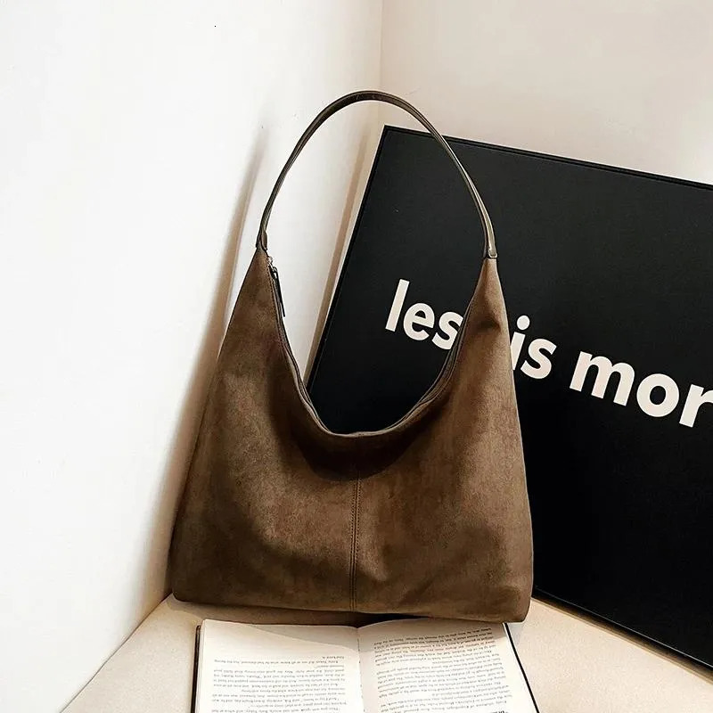 Free Shipping Hobo Vintage Mirad 2025 Autumn Fashion Versatile Single Shoulder Women's Large Capacity Matte Underarm Designer Bag Luxury Bag Tote