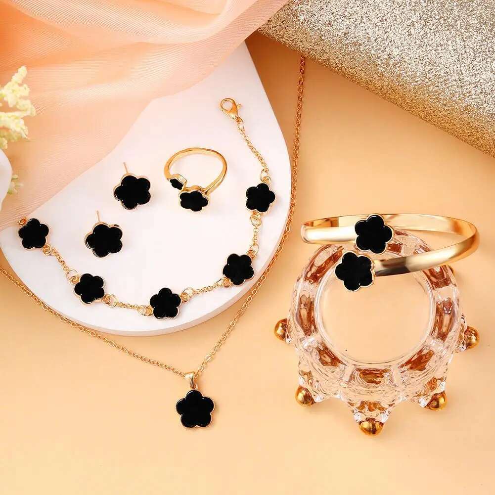 5 Pcs Set Jewelry Stainless Steel Five Leaf Clover 316L For Women Elegance French Niche Necklaces Bracelets Earrings