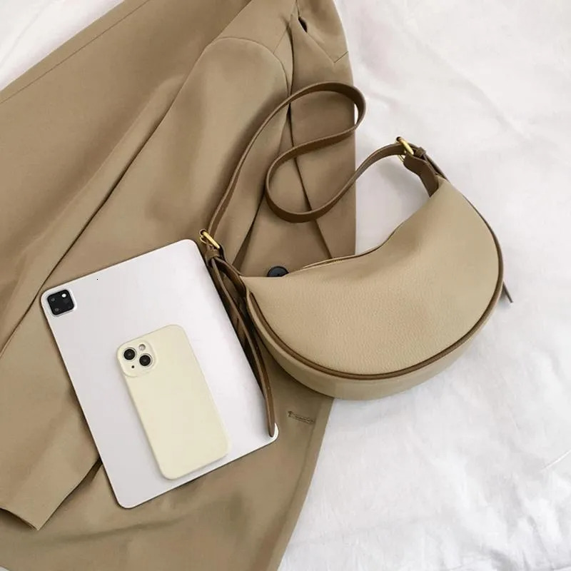 Womens Bag: Crescent Hobo PU Leather Shoulder Bag, Solid Color Underarm Bag For Daily Use New Free Delivery Designer Bag