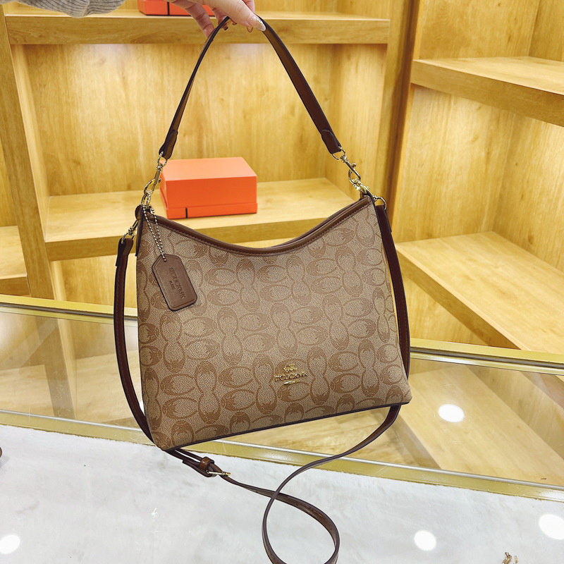 free shipping designers bags for womens 2025 new high end womens bag temperament armpit bag versatile large capacity hand held shoulder bag crossbody 