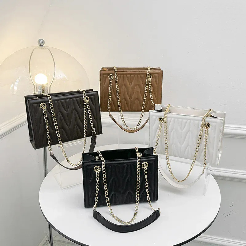 Fashion Shoulder Bag Style Chain Small For Women, PU Leather Square Crossbody Bag, Lightweight For Daily Use New Free Delivery Designer Bag