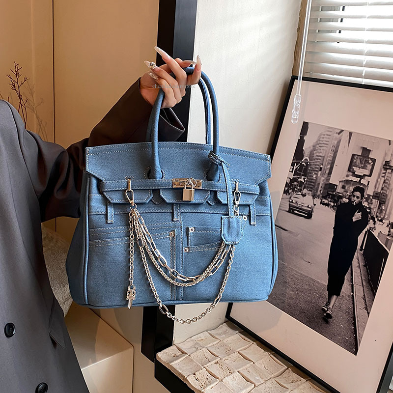 Designer Fashion Kelly Bag Large Capacity Denim Women's Single Shoulder Crossbody Bag Clear Thread Fake Pocket Metal Lock Handbag Workplace Women