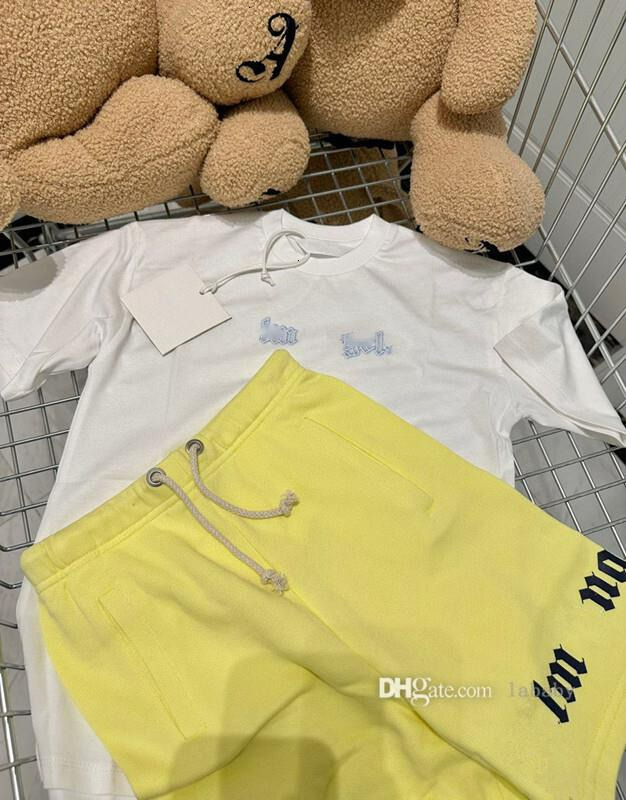 Kids Designer Clothes Tracksuit Short Sleeve Summer T-Shirt Tee Baby Boys Girls Two Piece Set Fashion Track Suit Letter Printed Childrens Clothing Shorts Sets