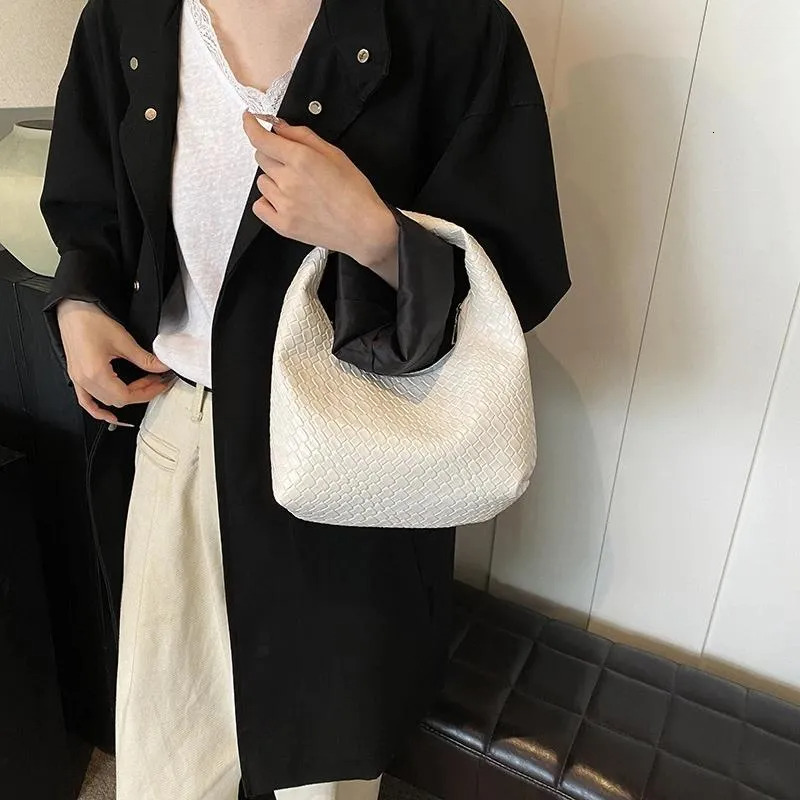 Women's Totes Handbags Large Capacity Soft Leather Underarm Shoulder Bag For Commute & Travel New Free Delivery Designer Bag