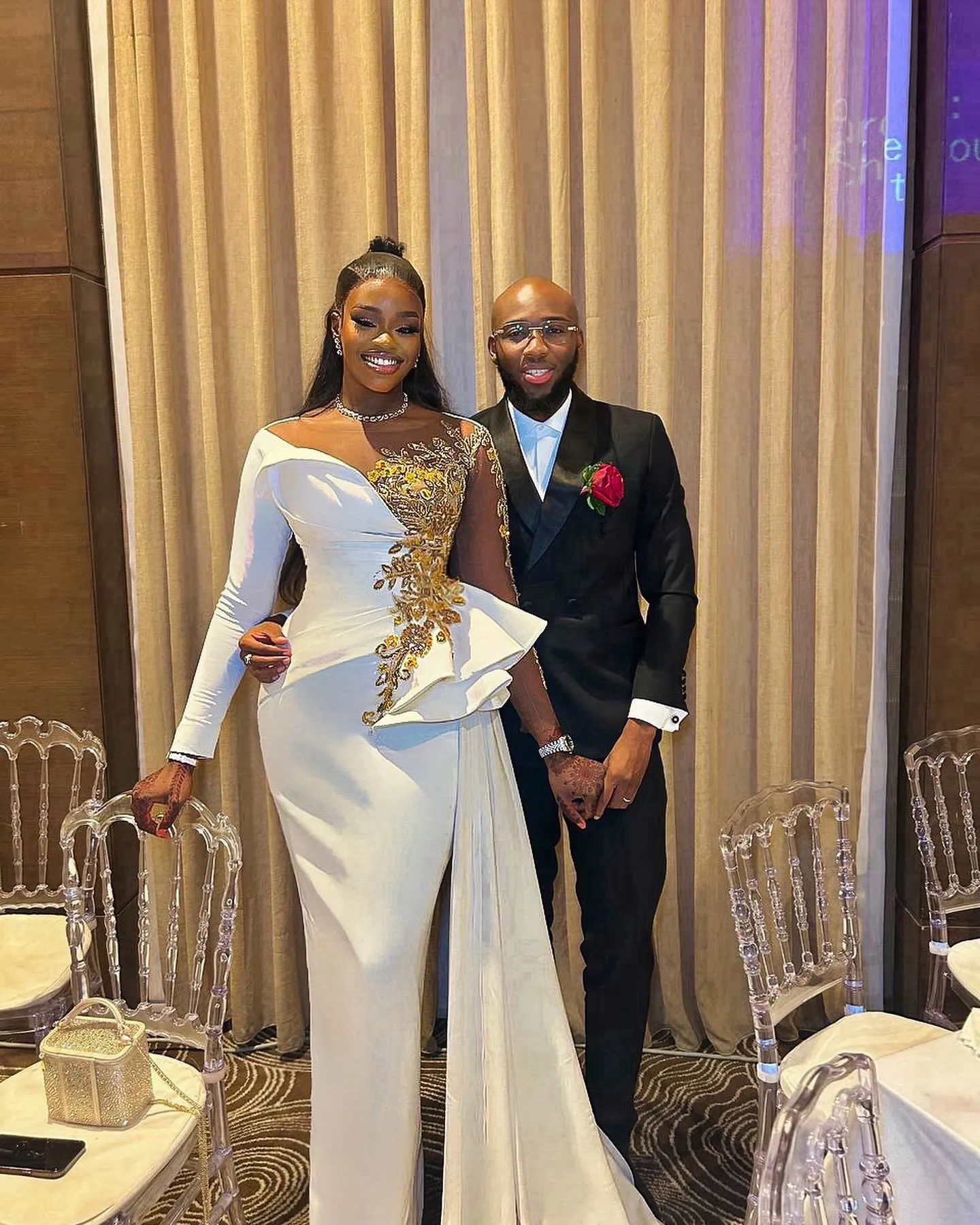 Elegant African Ivory Formal Evening Dresses With Gold Lace Appliques Crystals Beaded Long Sleeves Reception Gown Pleats Mermaid Prom Dress For Black 