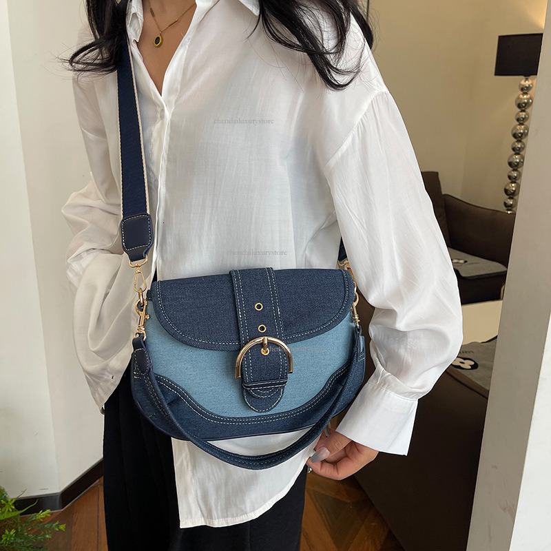 2025 Women's Cowboy Shoulder Bag Comparison Splicing Designer Bag Saddle Crossbody Bag Fashion Magnetic Buckle High Quality Commuter Bag Shopping