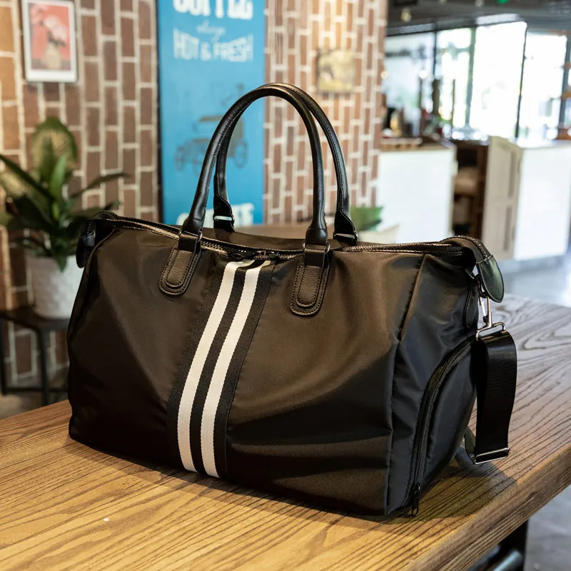 Free Shipping Gym Bag For Men Women Female Large Travel Replaceable Shoes Waterproof Sports Fiess Nylon Duffle Shopper Designer Bag Luxury Bag Tote Ba
