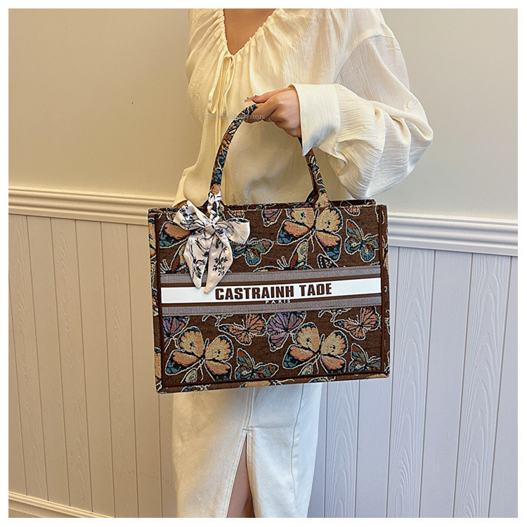 Designer's New Trendy Handbag, Women's Fashionable Printed Butterfly Shoulder Bag, Large Capacity High-quality Tote Bag, Size Shopping Bag 3