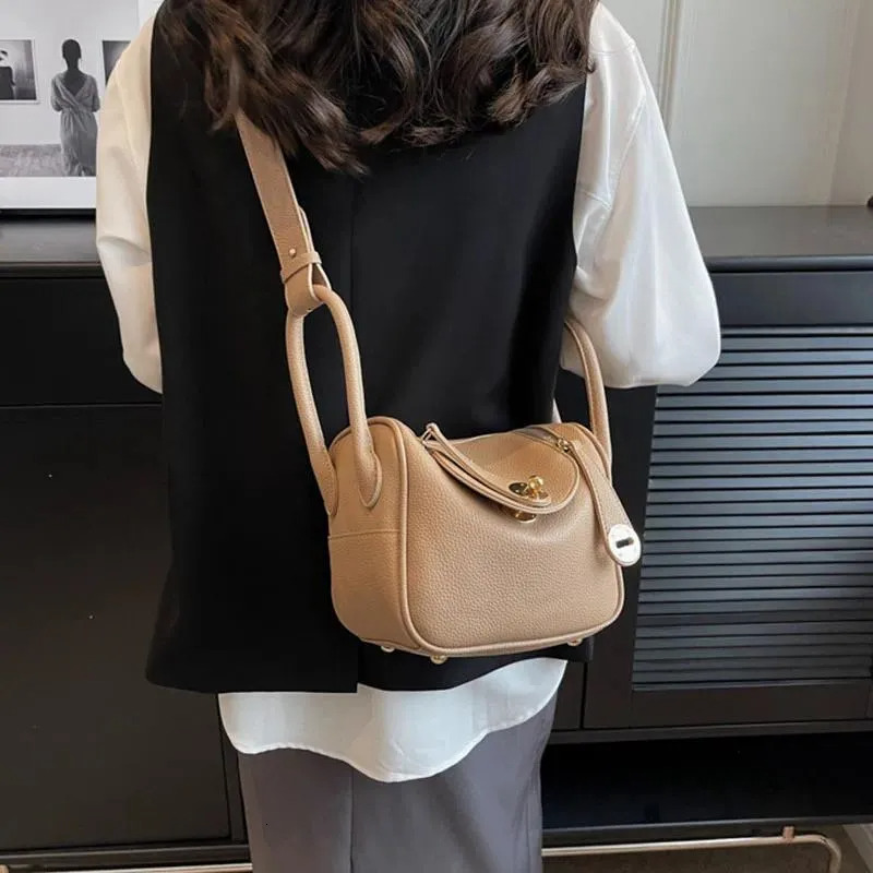 Bucket Shoulder Handbags: Solid Color Drawstring Crossbody Bag, Lightweight Hand-held Purse For Women New Free Delivery Designer Bag