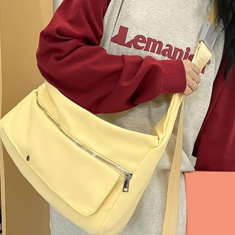 Large Nylon Crossbody Bag With Zipper For Daily Use And Travel New Free Delivery Designer Bag