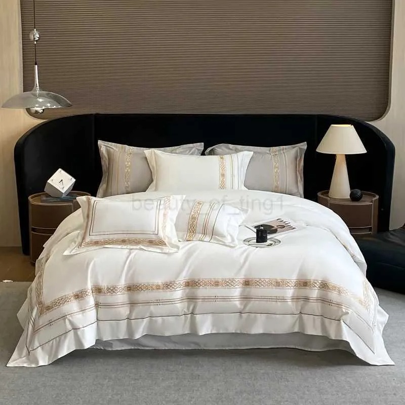 Solid Embroidered Bedspread Quilt Set 3pcs Quilted Bedding Cotton Quilts Bed Covers Pillowcase Blanket King Queen Size Coverlets 252033 ZZZ3