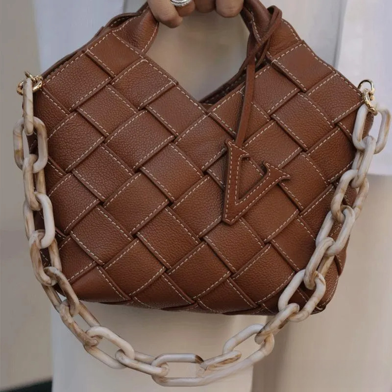 2025 Trendy Clutch Bags: Handcrafted Cowhide Woven Crossbody With Litchi Pattern New Free Delivery Designer Bag