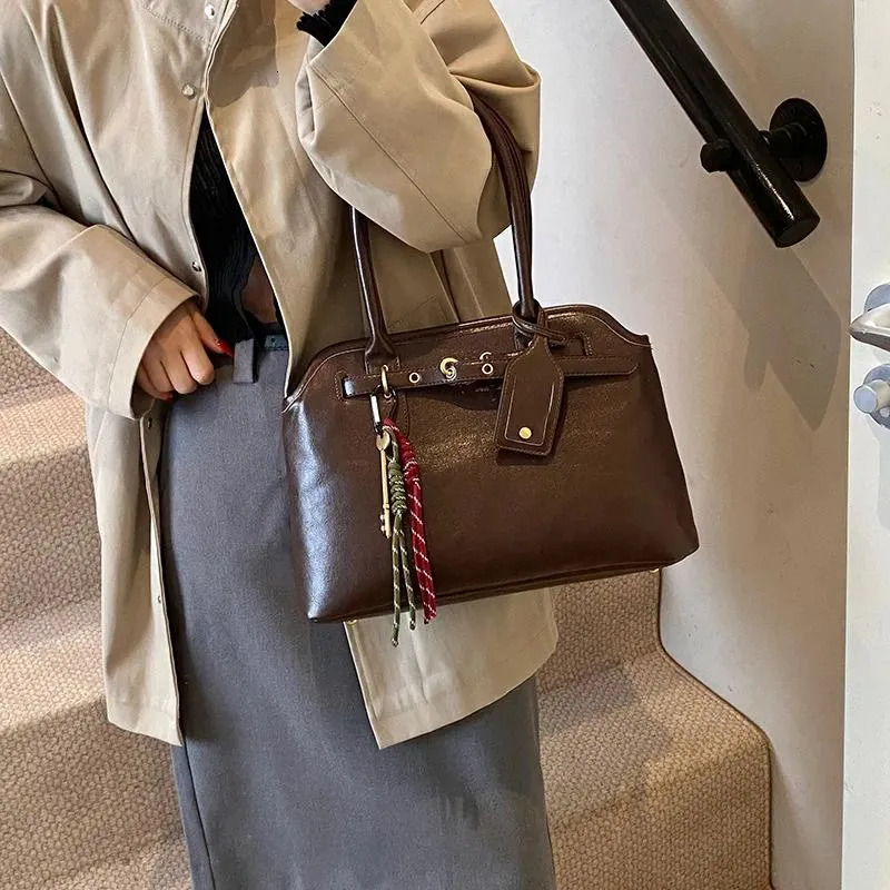 Bury Handbags - Elegant Women's Shoulder Bag, Classic Fashion Handbags, Large Capacity Daily Tote New Free Delivery Designer Bag