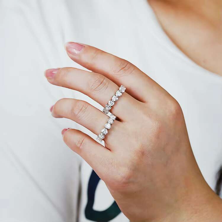 Wholesale Price Christmas Mossanite D VVS1 S Sier Heart Half Full Dia Eternity Ring Moissanite Rings
