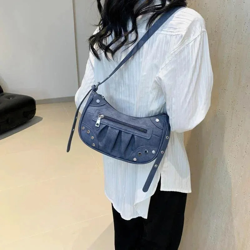 Free Shipping Totes Rivet Pleated Zipper Decorate Fashion PU Shoulder Bags Solid Buckle Versatile Crossbody Bag 2025 For Women Designer Bag Luxury Bag