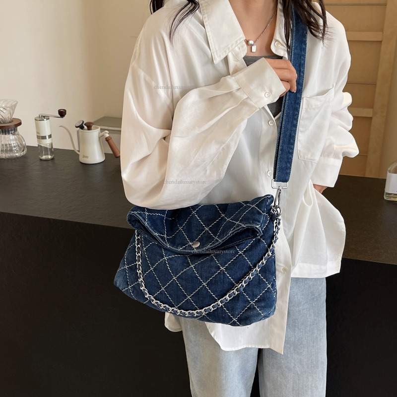 Designer Women's Shoulder Bag Denim Fashion New Commuter Crossbody Bag Summer Casual Mesh Handbag Women's Soft Bag Phone Bag 2025