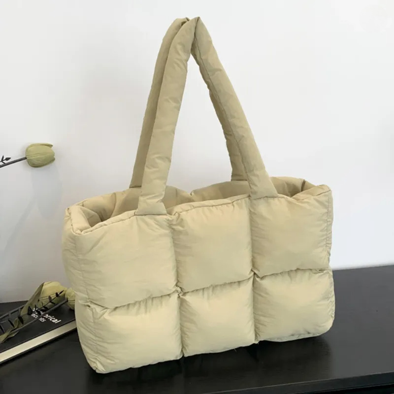 Tote Bags For Women - Quilted Shoulder In Solid Color, Large Capacity, Soft Tote, Trendy Commuting Bag New Free Delivery Designer Bag