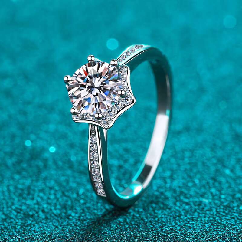 1 Ct Moissanite Round Cut Wedding Band Factory Wholesale S925 Sterling Silver Women Jewelry Fashion Diamond Ring