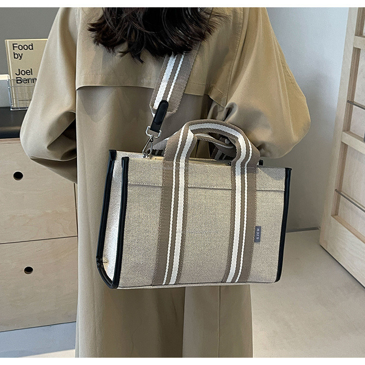 New Korean Style Fashionable Women's Handbag Designer Large Capacity Canvas Three-dimensional Soft Bag Shoulder Bag Contrasting Color Crossbody B
