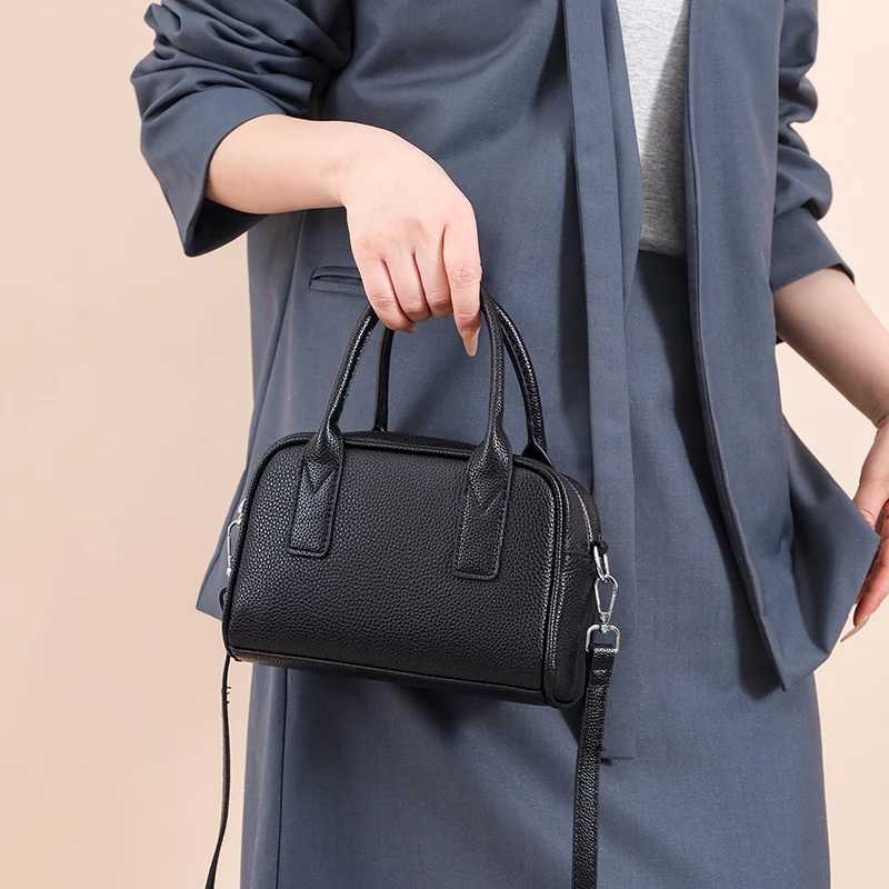 Leather Boston Pillow Bag Womens 2025 New Soft Cowhide Premium Commuter Casual Handheld Messenger BagW250512