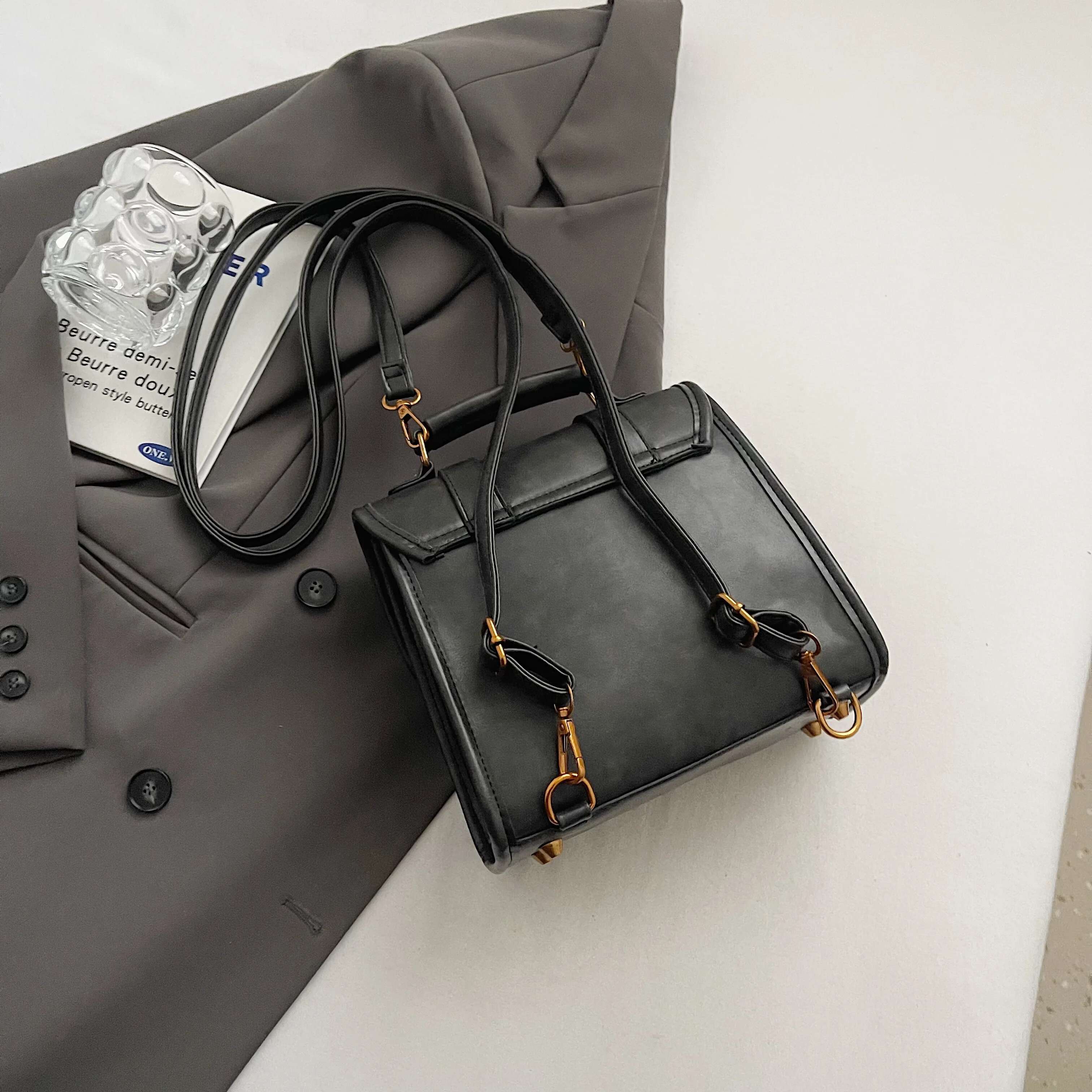 Backpack fashion design, niche travel, lightweight backpack, women's outdoor small backpack