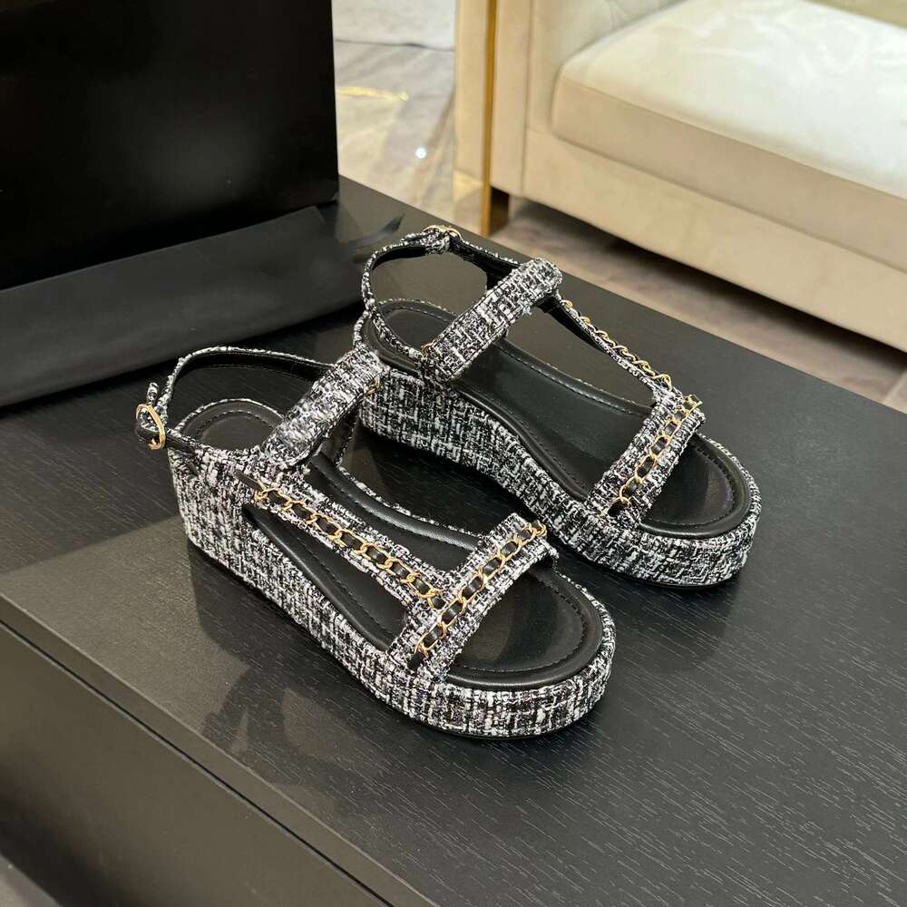 Women Size35-42 Sandals Chain High Heels Wedges Flat Platform Pumps Summer Buckle Strap Designer Shoes Zapatillas De Mujer
