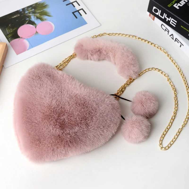 Faux Fur Heart-shaped Women Small Handbags Fluffy Plush Ladies Chain Shoulder Bag Fashion Female Daily Clutch Underarm Purse Z250512