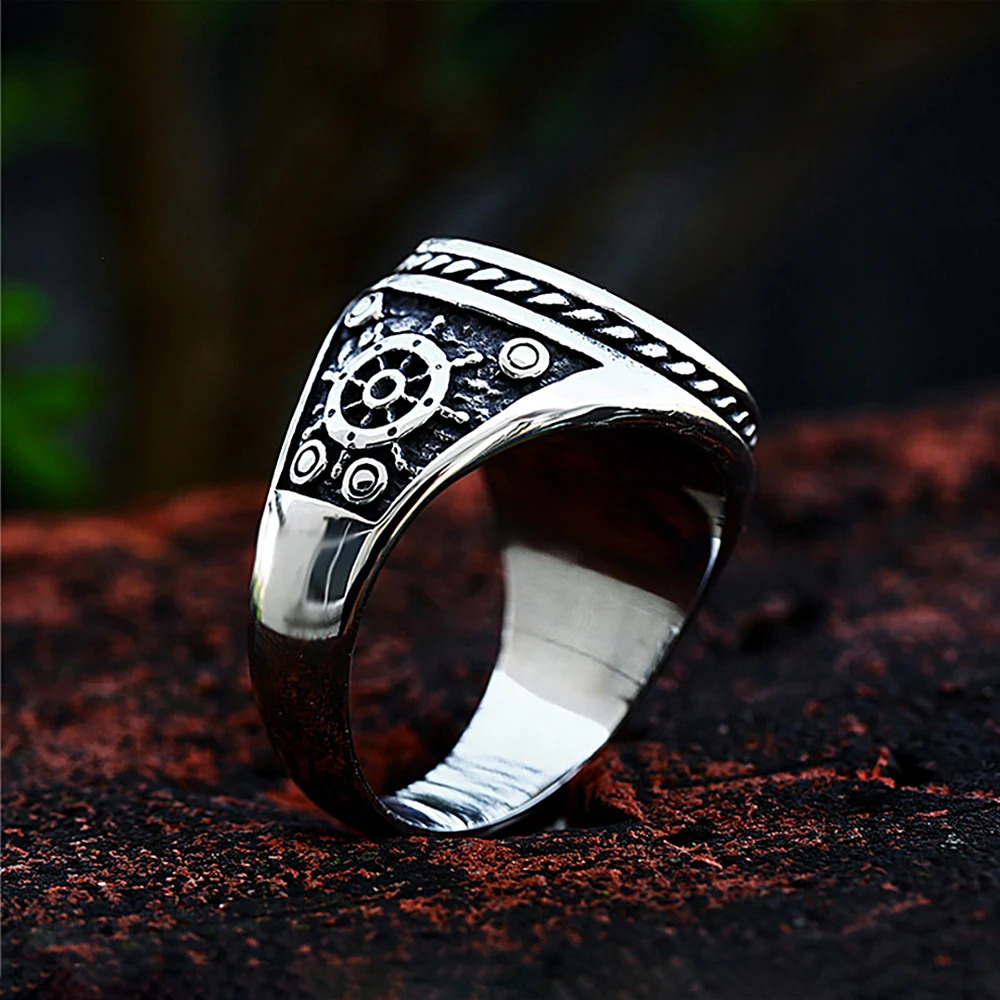 Vintage Unique Double Knife Pirate Skull Ring Gothic Stainless Steel Skull Ring for Men Boys Amulet Jewelry Gift Drop 250509