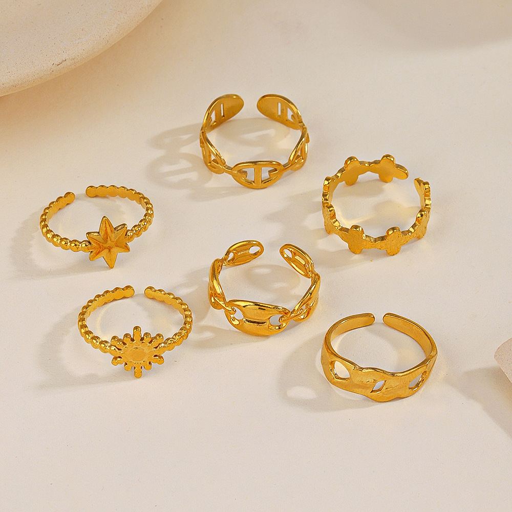 Fashionable stainless steel star moon ring, personalized hip-hop trend, adjustable opening, genuine gold electroplated ring