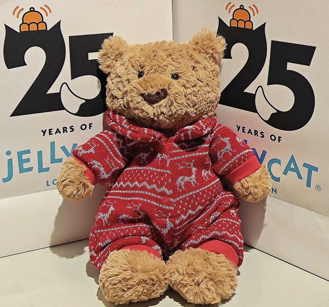 Hot Spot Barcelona Bathrobe Bear Eggplant Bear Strawberry Bear Doll Cute Soothing Companion Doll Festival Trendy Gift Toy z250512Z08J