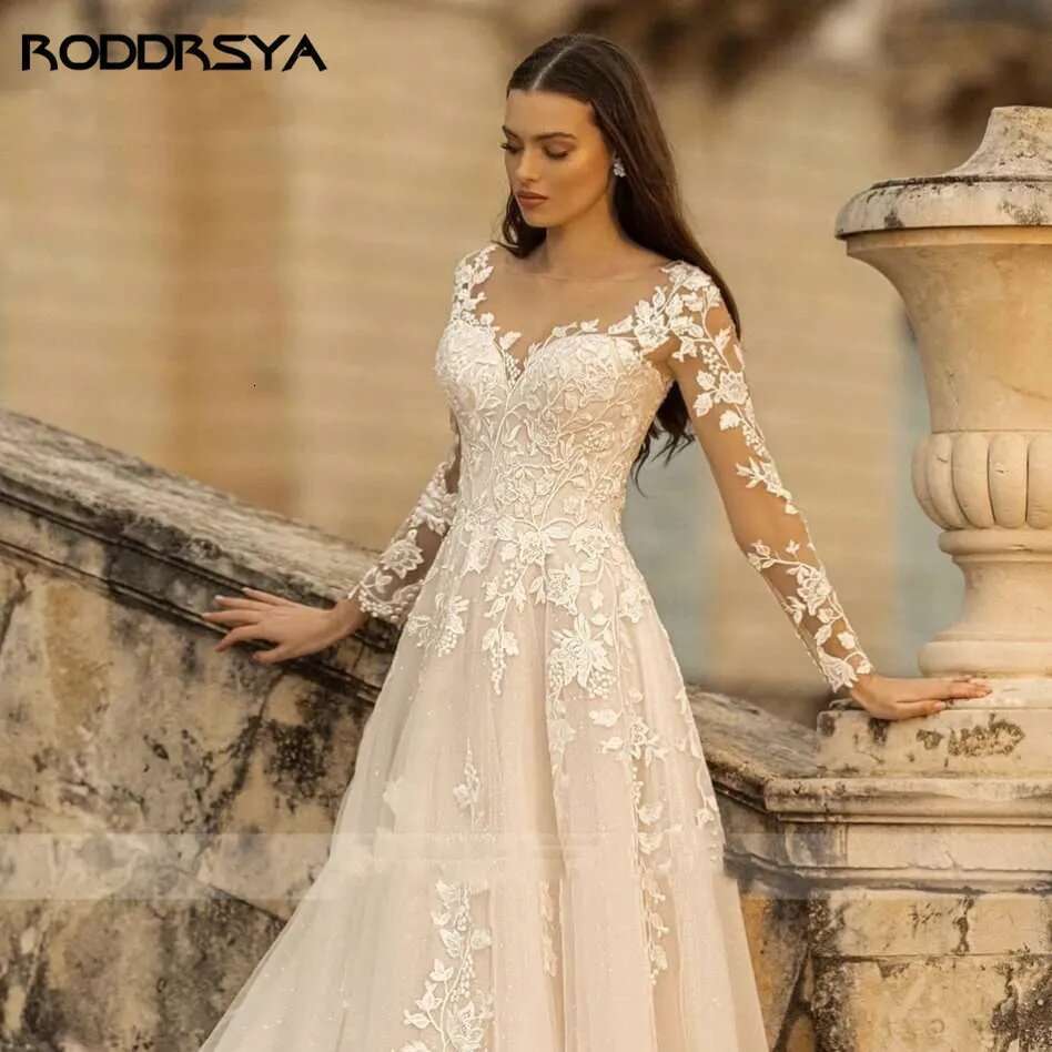 RODDRSYA Elegant O-Neck Wedding Dress Lace Up A-Line Applique Tulle Long Sleeves Beach Bride Gowns vestidos de novia Customized