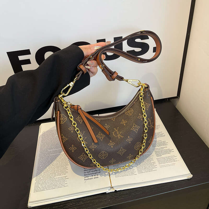 underarm 2025 new light luxury printed crescent fashionable crossbody bag daily commuting shoulder bag for women