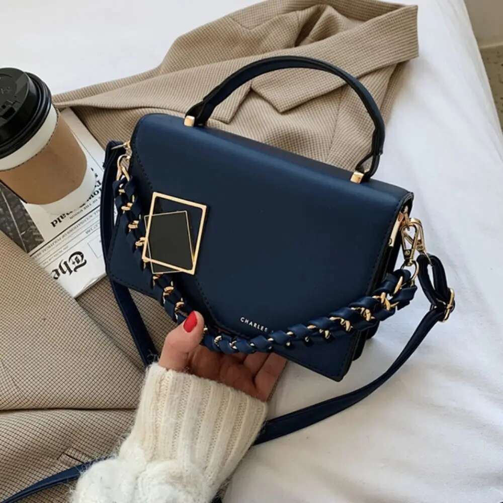 New Fashion Square Shoulder For Women Solid Color PU Leather Texture Crossbody Bags Winter Chains Handbags Purses