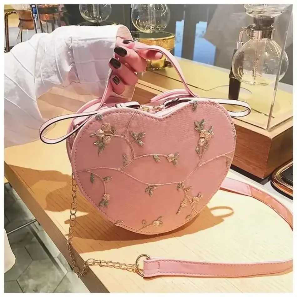 1 Pcs New Fashionable Womens Bag Shoulder Bag Womens Lace Peach Heart Creative Crossbody Bag HandbagsW250512