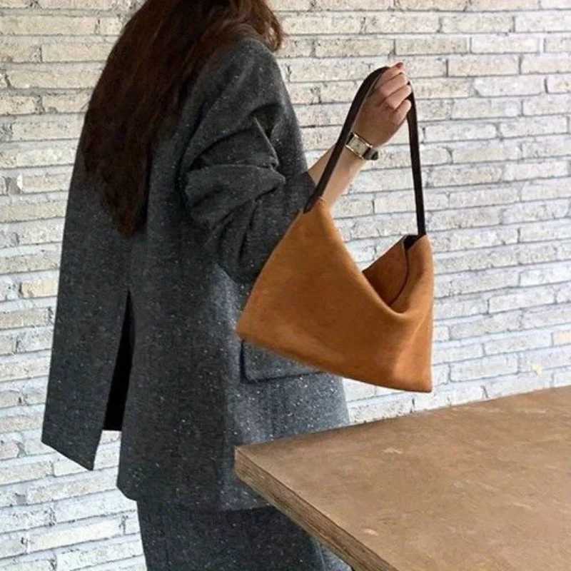 Womens Fashion Shoulder Bag Retro Style Casual Suede Handbag No Special Features Available in Light Brown and Dark BrownW250512