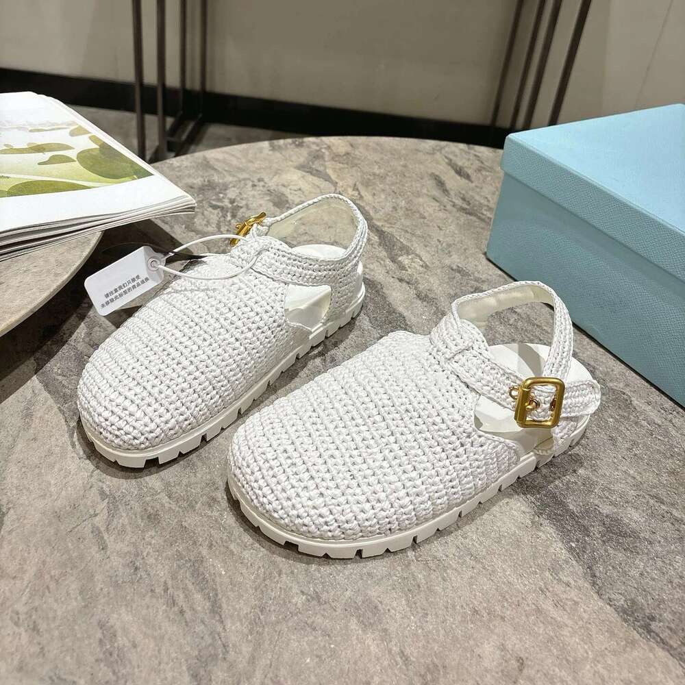 New Women Size35-41 Weaving Sandals Round Toes Beach Flats Buckle Strap Genuine Leather Designer Shoes Zapatillas De Mujer