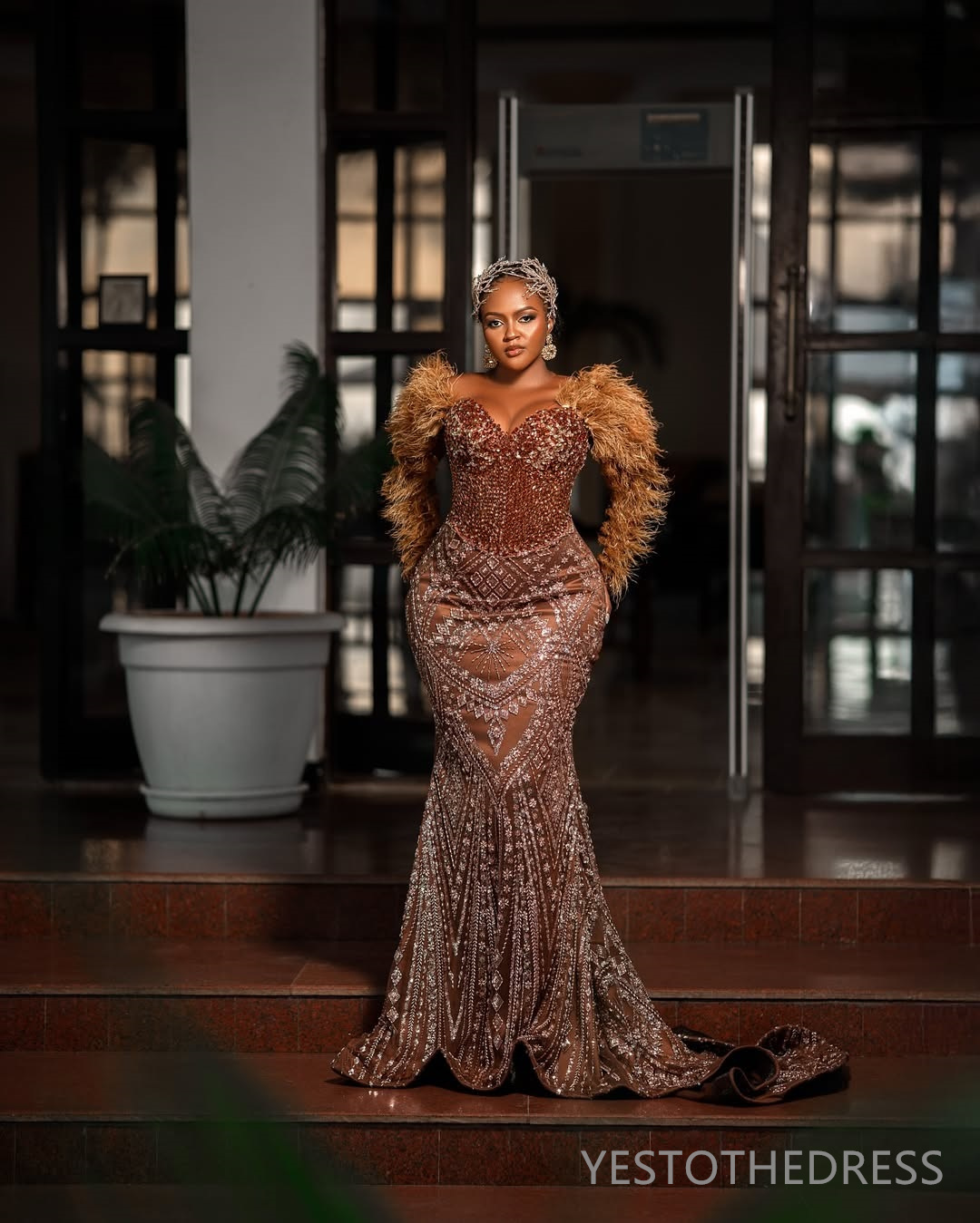 2025 Plus Size Brown Aso Ebi Prom Dress Mermaid Prom Dresses Evening Formal Gowns Long Sleeves Feather Beaded Lace Birthday Dress Second Reception Gow