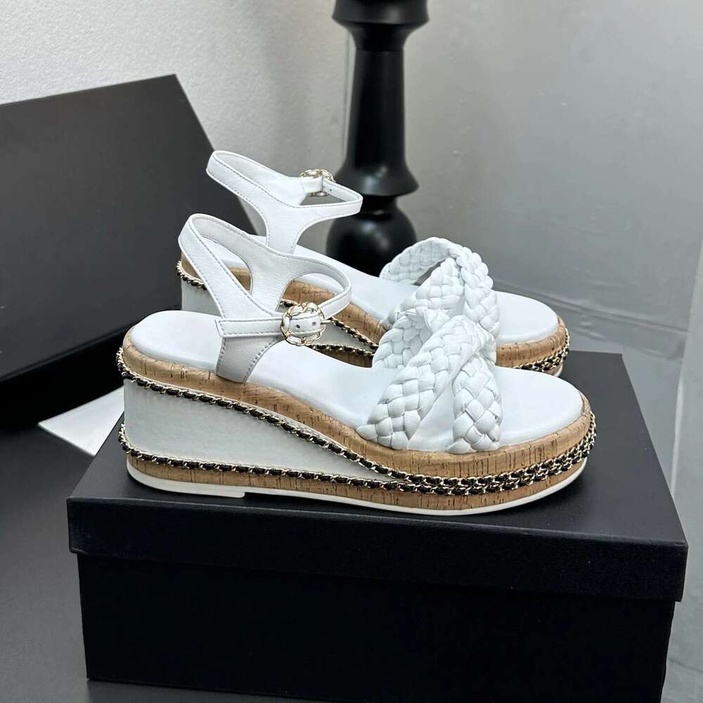 Women Size35-42 Genuine Leather Sandals High Heels Wedges Chains Pumps Flat Platform Designer Shoes Zapatillas De Mujer