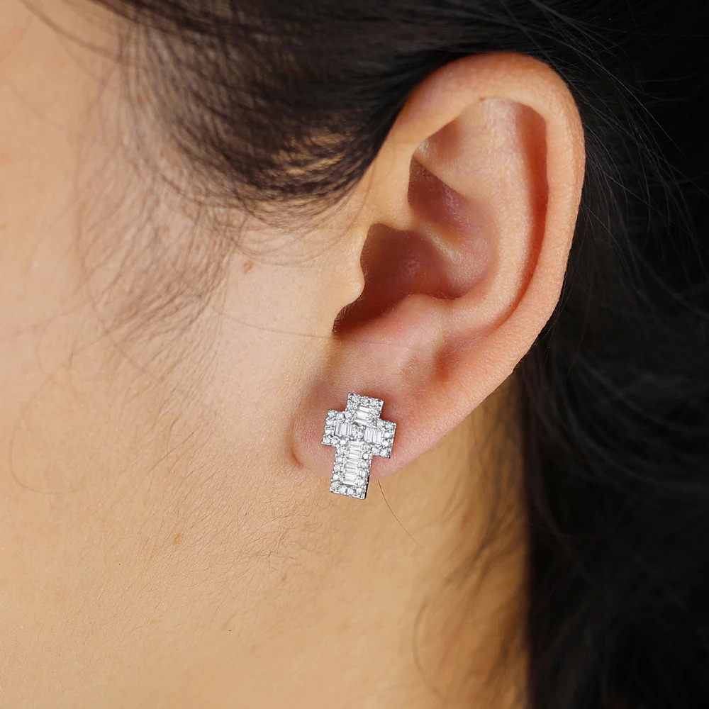 Punk Cross Stud Earring for Men Iced Out Zirconia Hip Hop Gold Color Womens Men Fashion Jewelry 250512