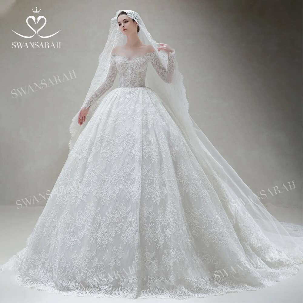 Long Sleeve Ball Gown Wedding Dress 2025 Sweetheart Vintage Lace customized Vestido De Novia SwanSarah B500 Backless Bride
