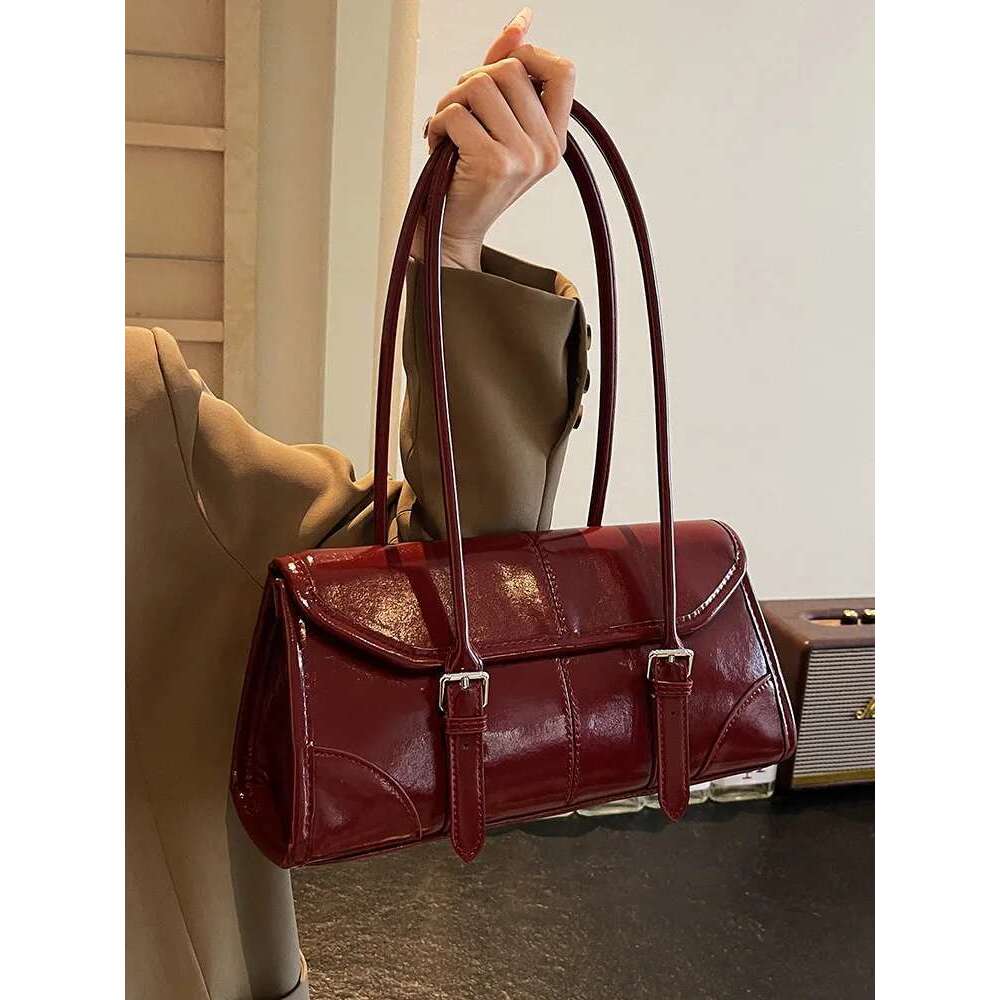 High End Bury Oil Wax Leather Underarm Elegant Women's Magnetic Buckle Shoulder Bag Commuter Versatile Ladies Tote Bags