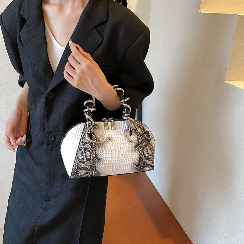 2025 Free Shipping New Women's Designer Bag Fashion Serpentine Shell Women's Texture French Handbag Multi Functional Single Shoulder Slant F