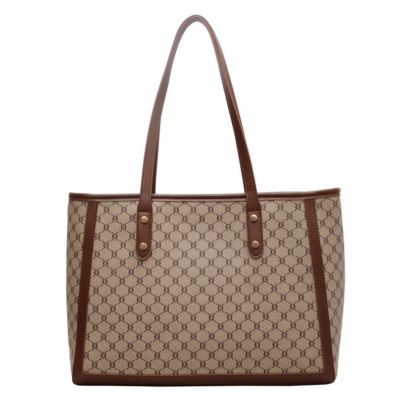 Luxury Brand Designer Bag Advanced And Westernized Hundred Pairs Handheld For Women's 2023 New Fashion Network Red Shoulder With Large Capacity T