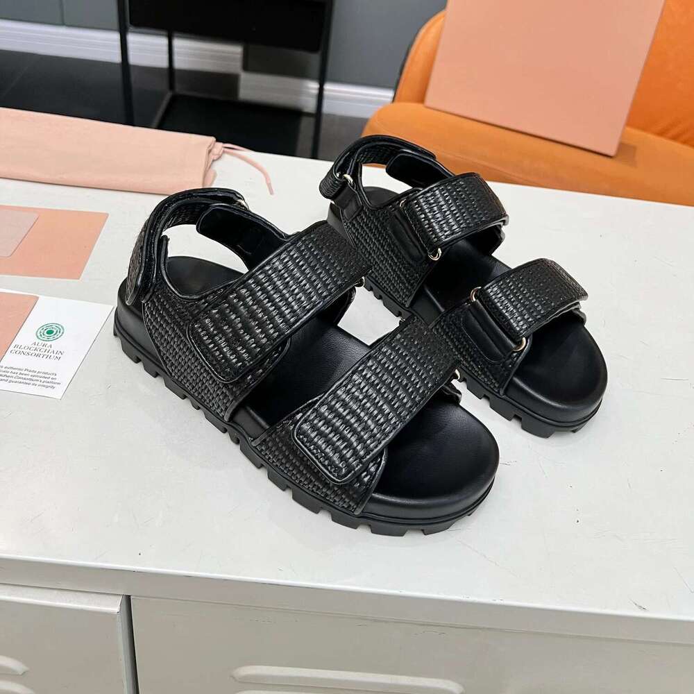 New Women Size35-41 Genuine Leather Sandals Summer Beach Flats Weaving Flat Platform Designer Shoes Zapatillas De Mujer