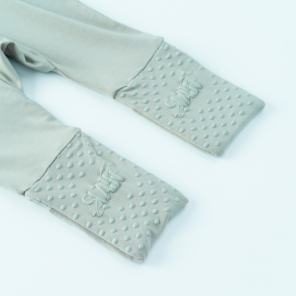 Zip up Custom Non Slip Footed Infant Romper Jumpsuit New Born Clothes Convertible Baby Bamboo Footie Onesies