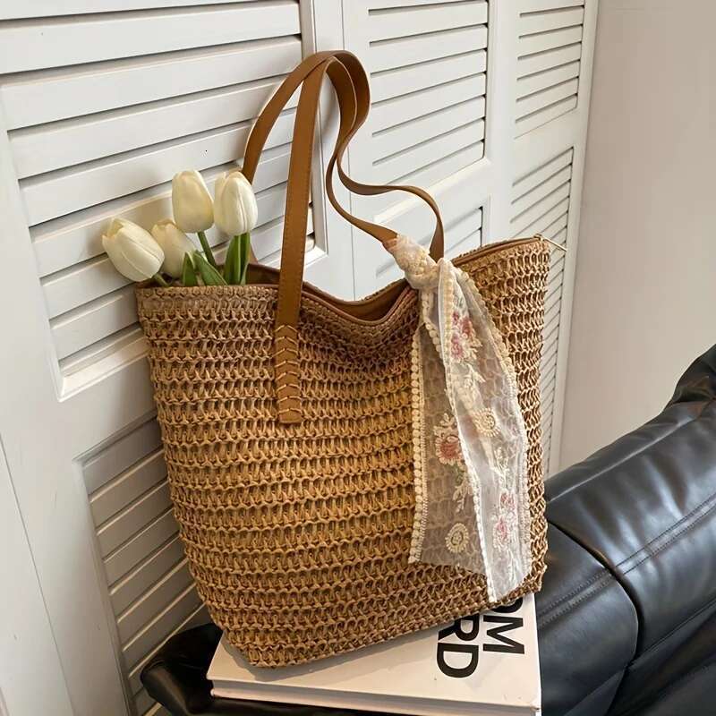 Large Capacity Women's Handbag, Straw Woven Shoulder Summer Versatile Vacation Beach Bag