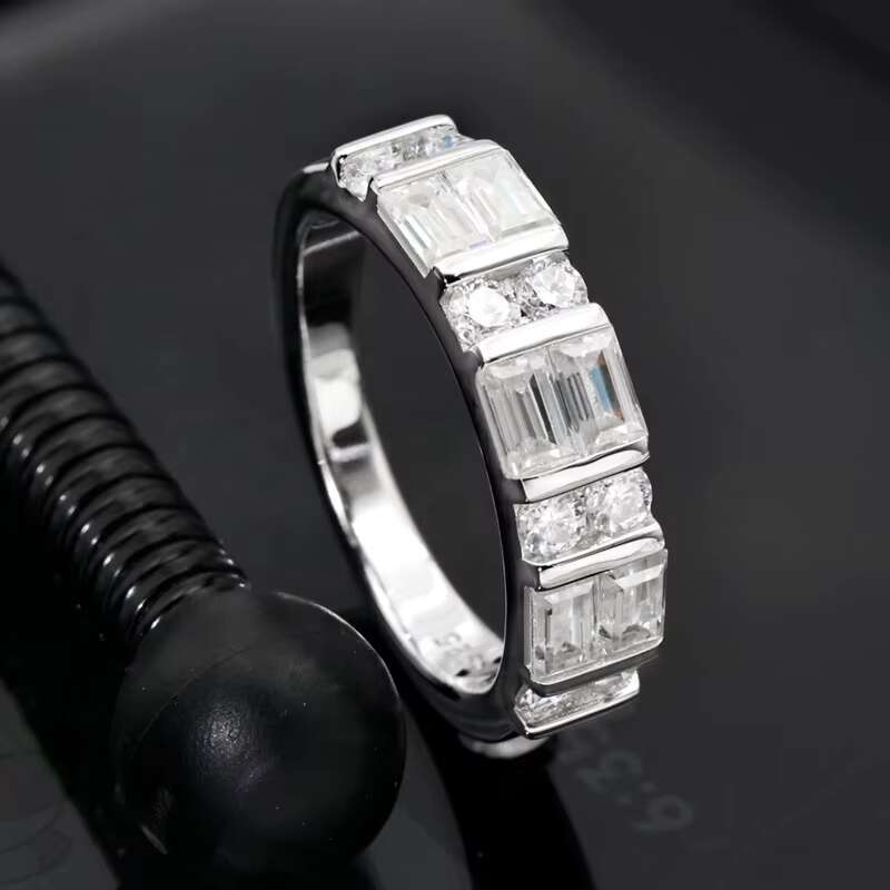 Star Track Promise Rectangle and Round Moissanite Diamond Ring S925 Silver Simple Fashion