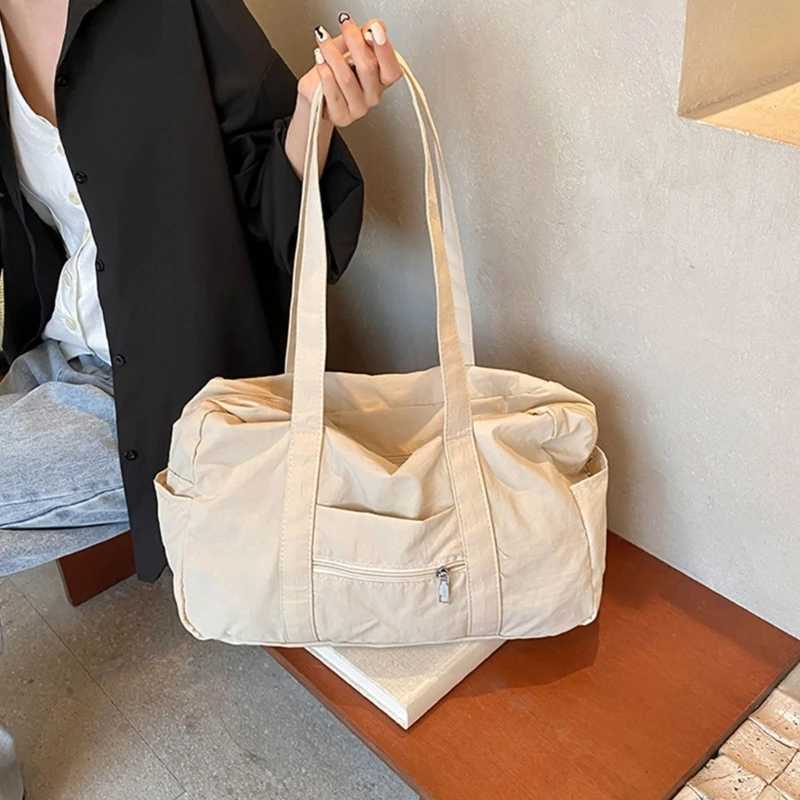 Practical Nylon Shoulder Bags Travel Underarm Bag with Large Storage Easy Zippered Access for Fashion IndividualsW250512