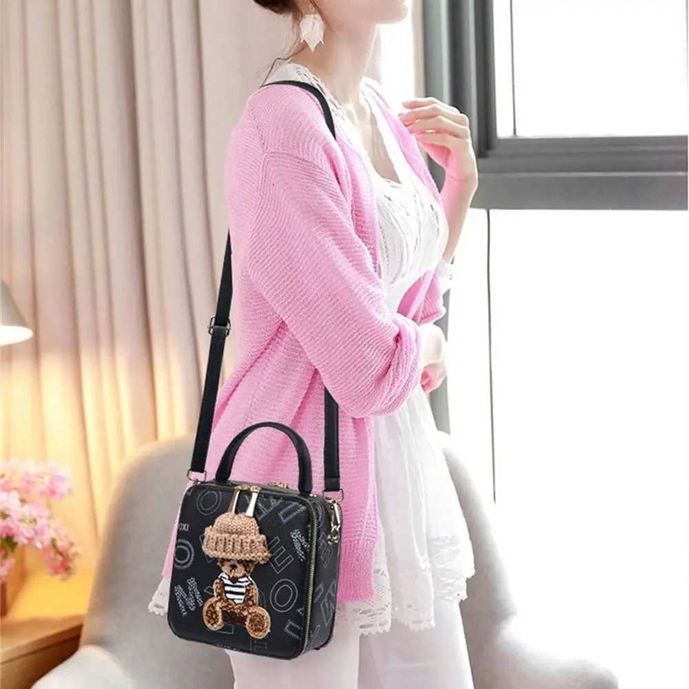 PU Leather Shoulder Bags Messenger Bag Women Small Square Bag Crossbody Bag Female Simple Cartoon Bear Handbags Pouch Z250512